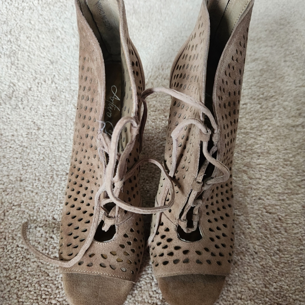Biege Suede Peeptoe Booties